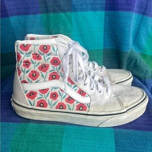 VANS Sk8-hi women’s white high top sneakers with poppy flower print. Size 7 VGUC